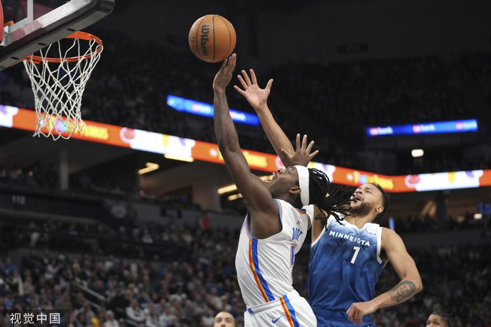 与热那亚在 与热那亚在