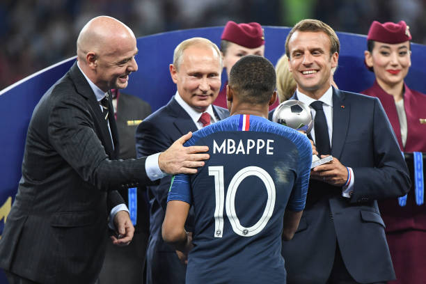 仅为青少年 仅为青少年