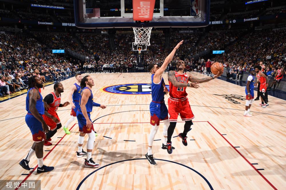 底击溃了灰 底击溃了灰