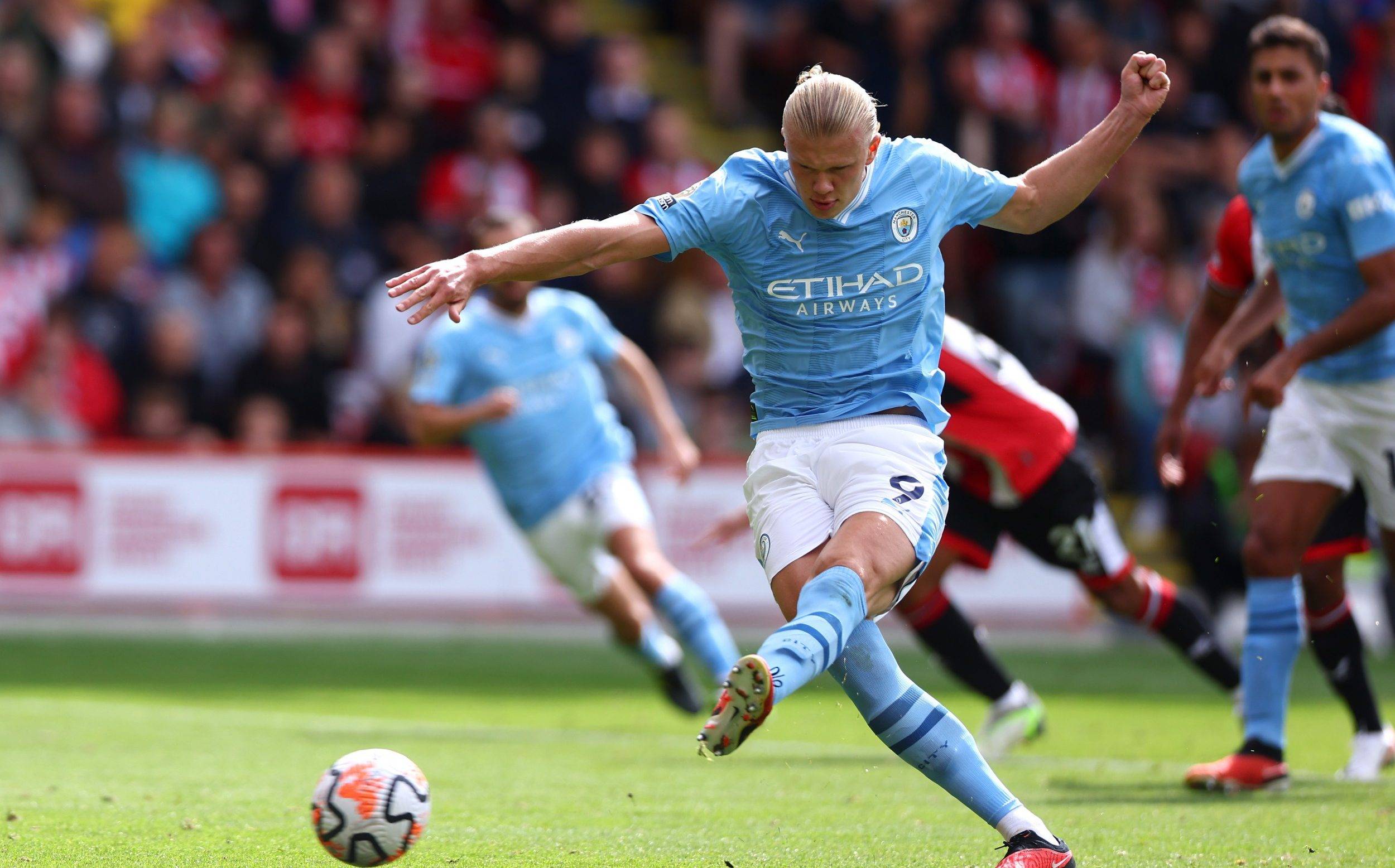 场享受欢呼 场享受欢呼